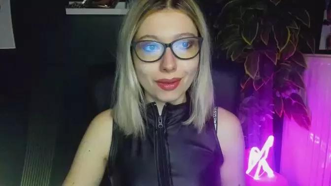niceHEIDI on Cam4 