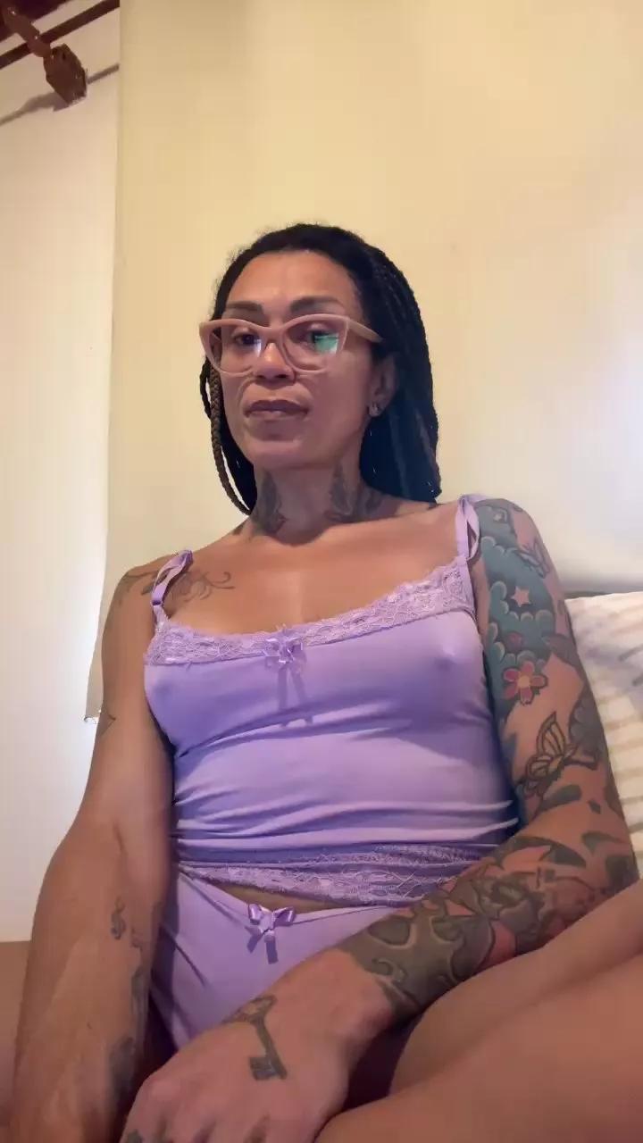 Offline nicksafadinhasc on Cam4