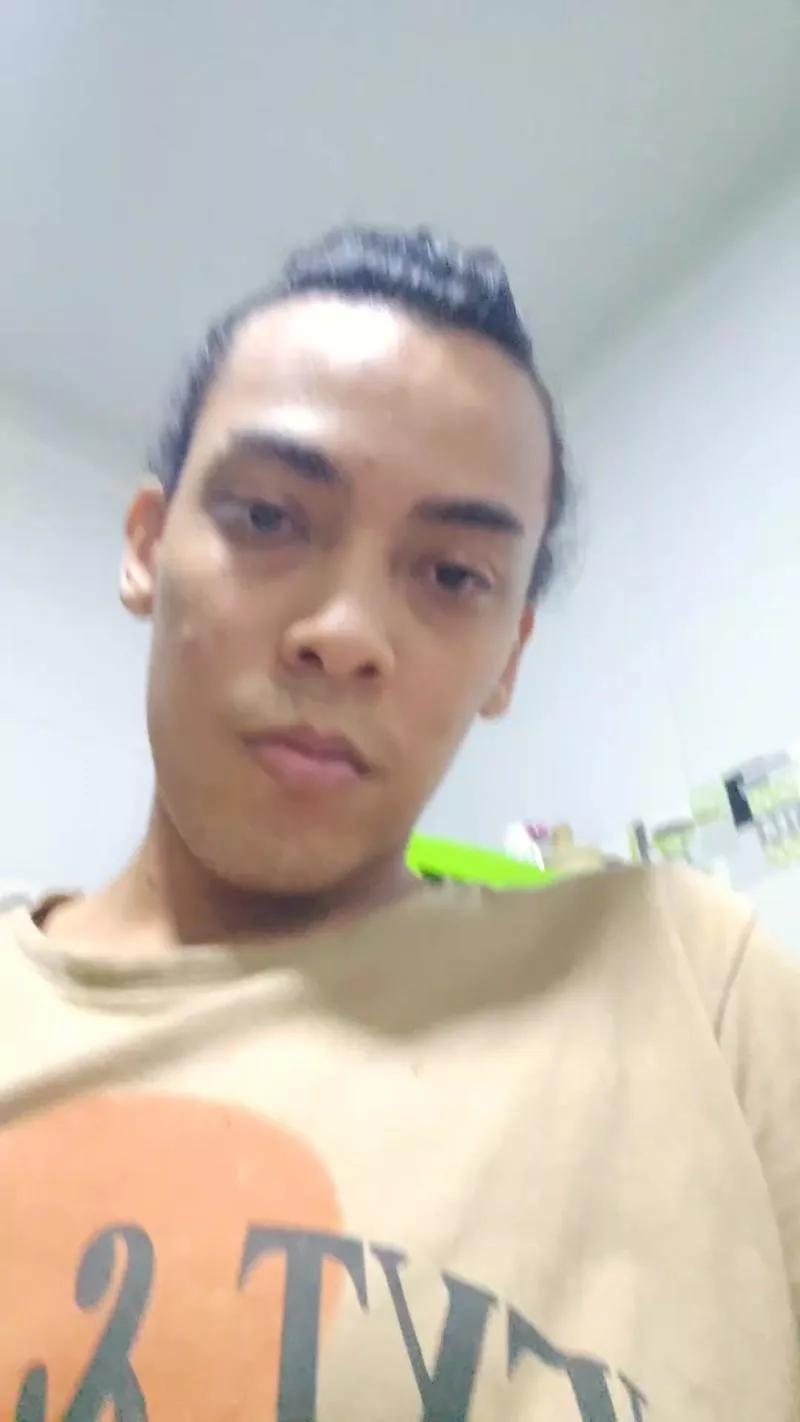 NickSull on Cam4 