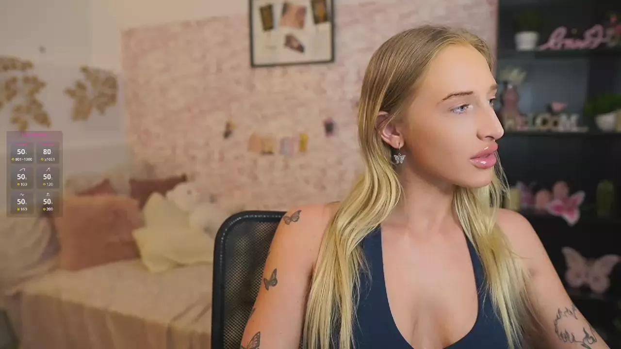 Nicolette__Shea on Cam4 