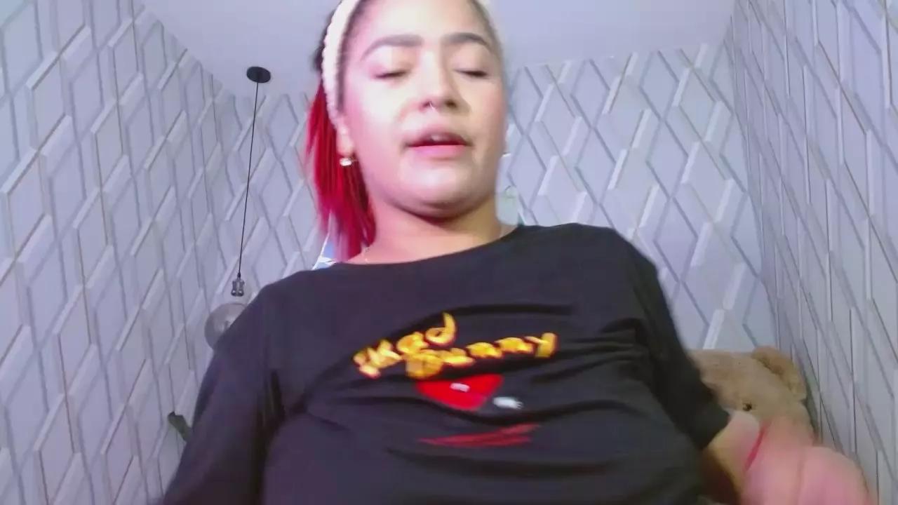 Nicolletaylor on Cam4 