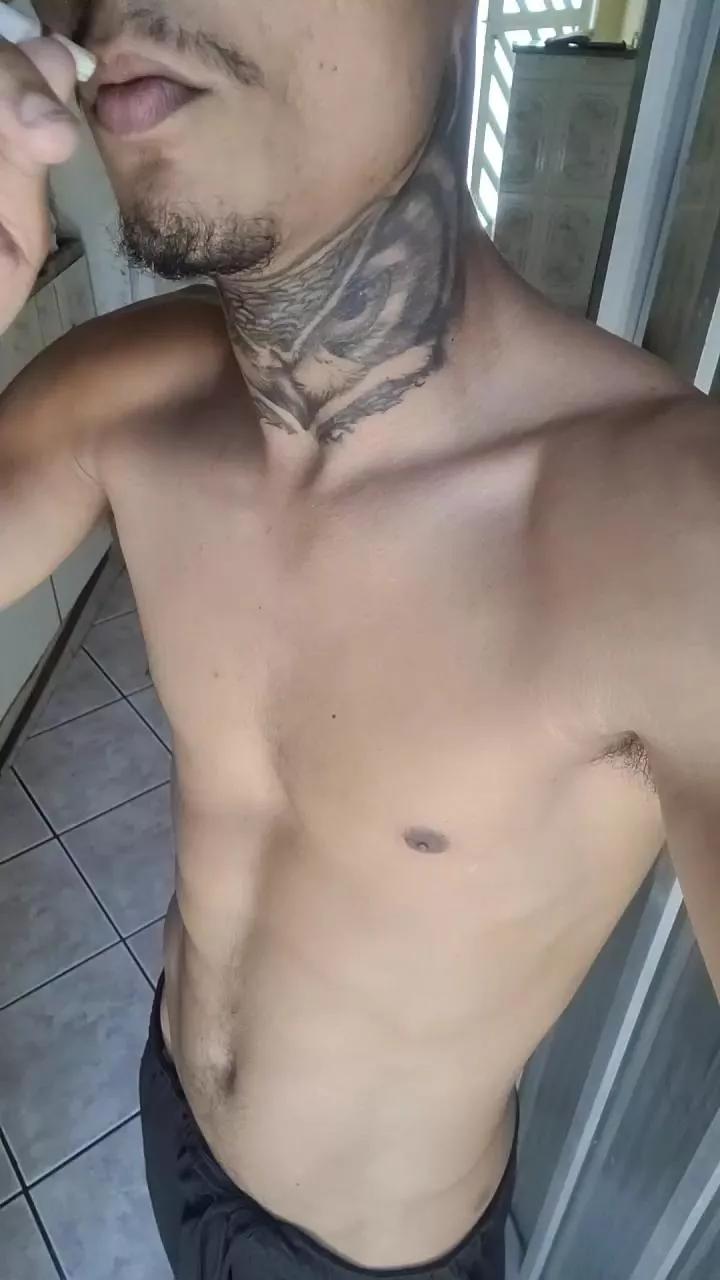 Nigeegeryano on Cam4 