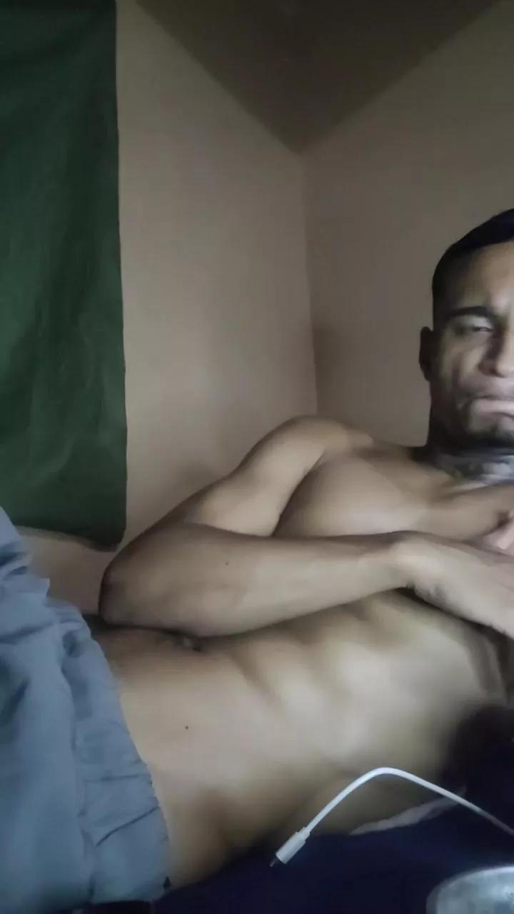 Nigeegeryano on Cam4 