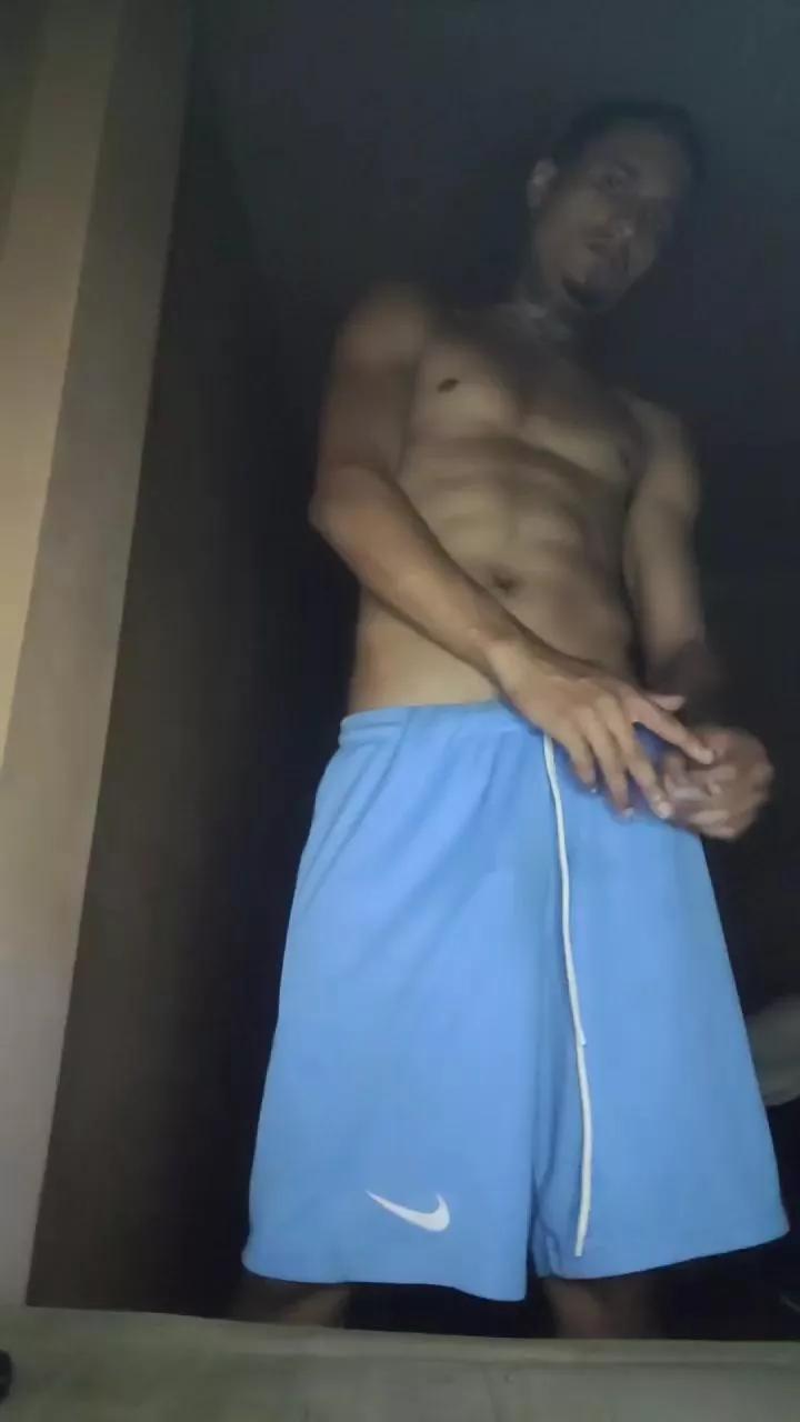 Nigeegeryano on Cam4 