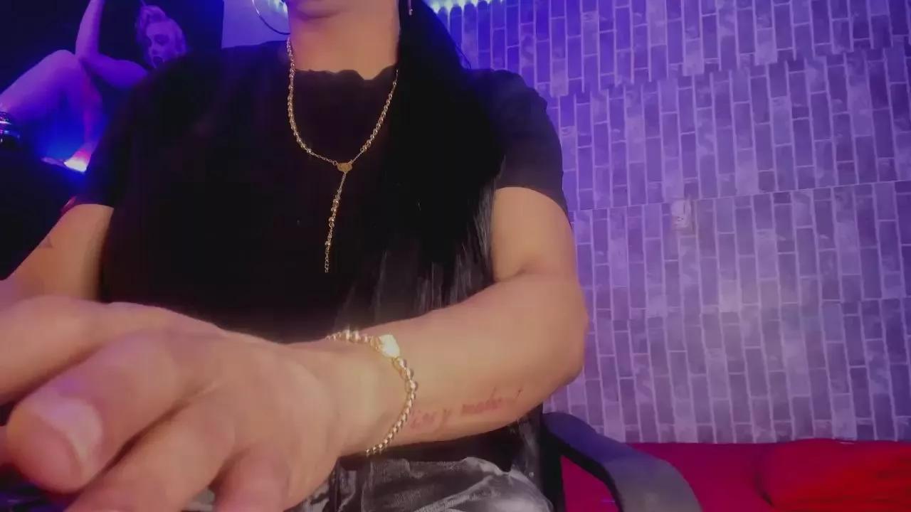 NIKITA_S7S on Cam4 