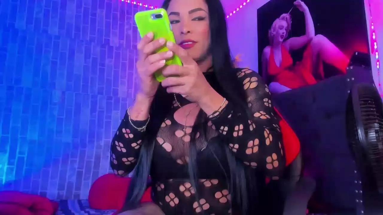 NIKITA_S7S on Cam4 