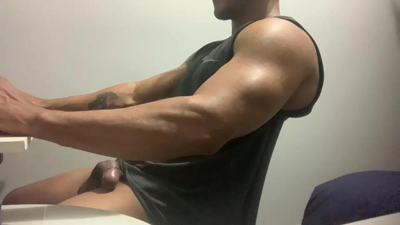 niljunior2 on Cam4 