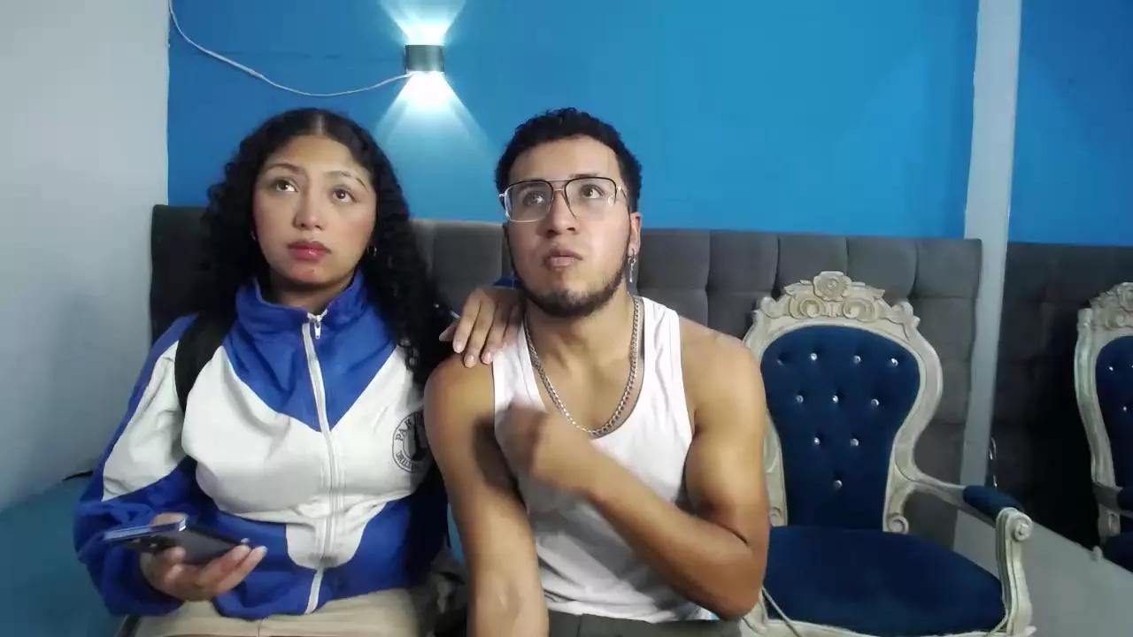 Noa_N_Carolain on Cam4 