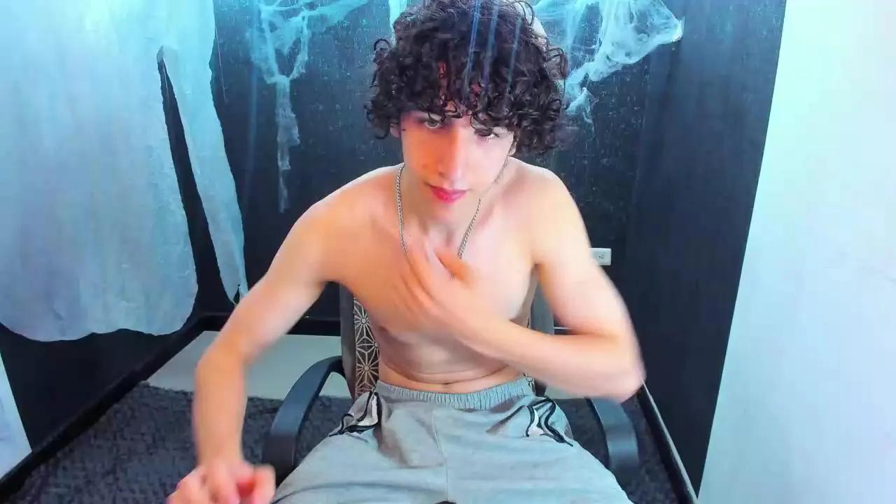 Naked Noah_Sokolov from Cam4 Noah_Sokolov from Cam4