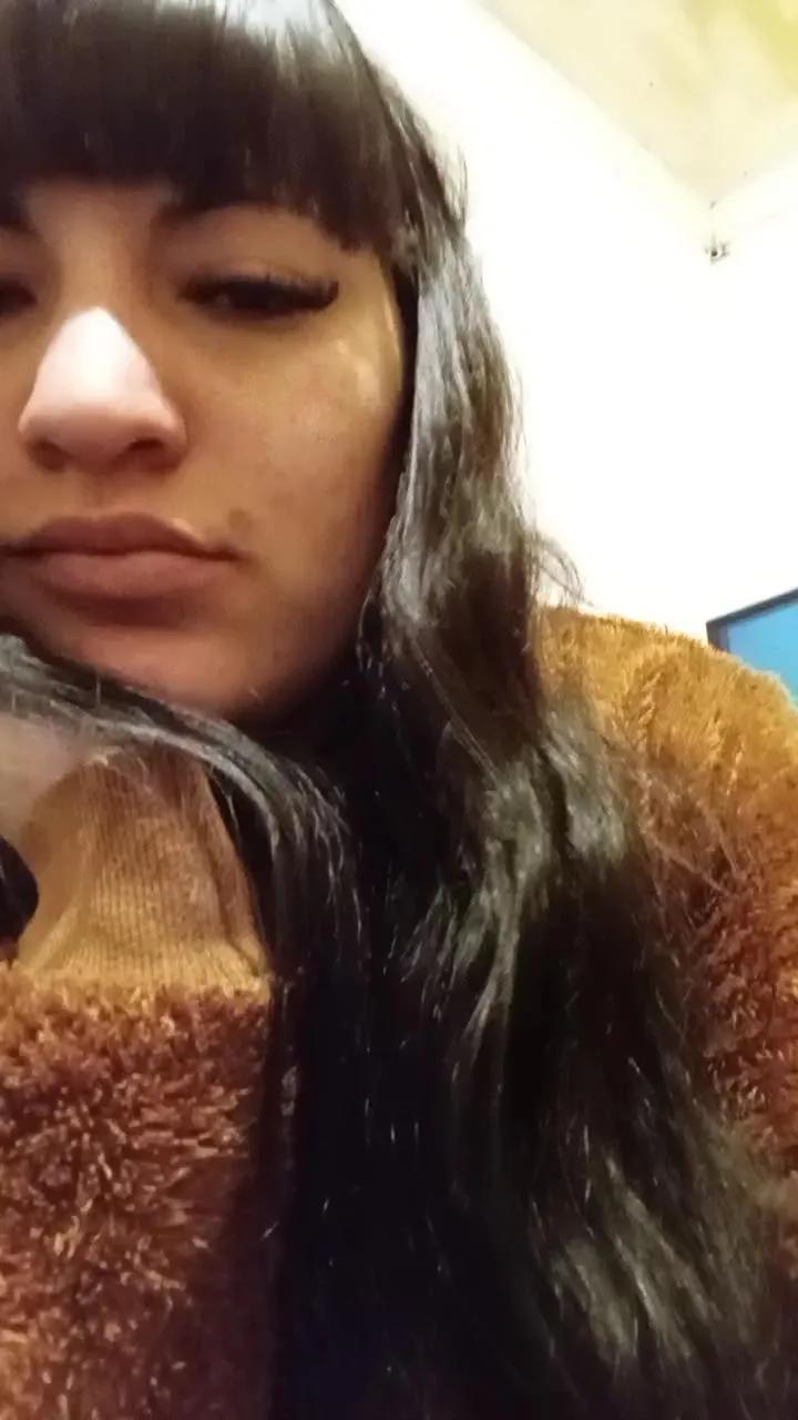 nooocllama on Cam4