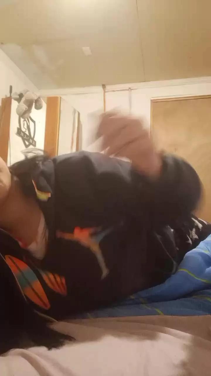 nooocllama on Cam4 