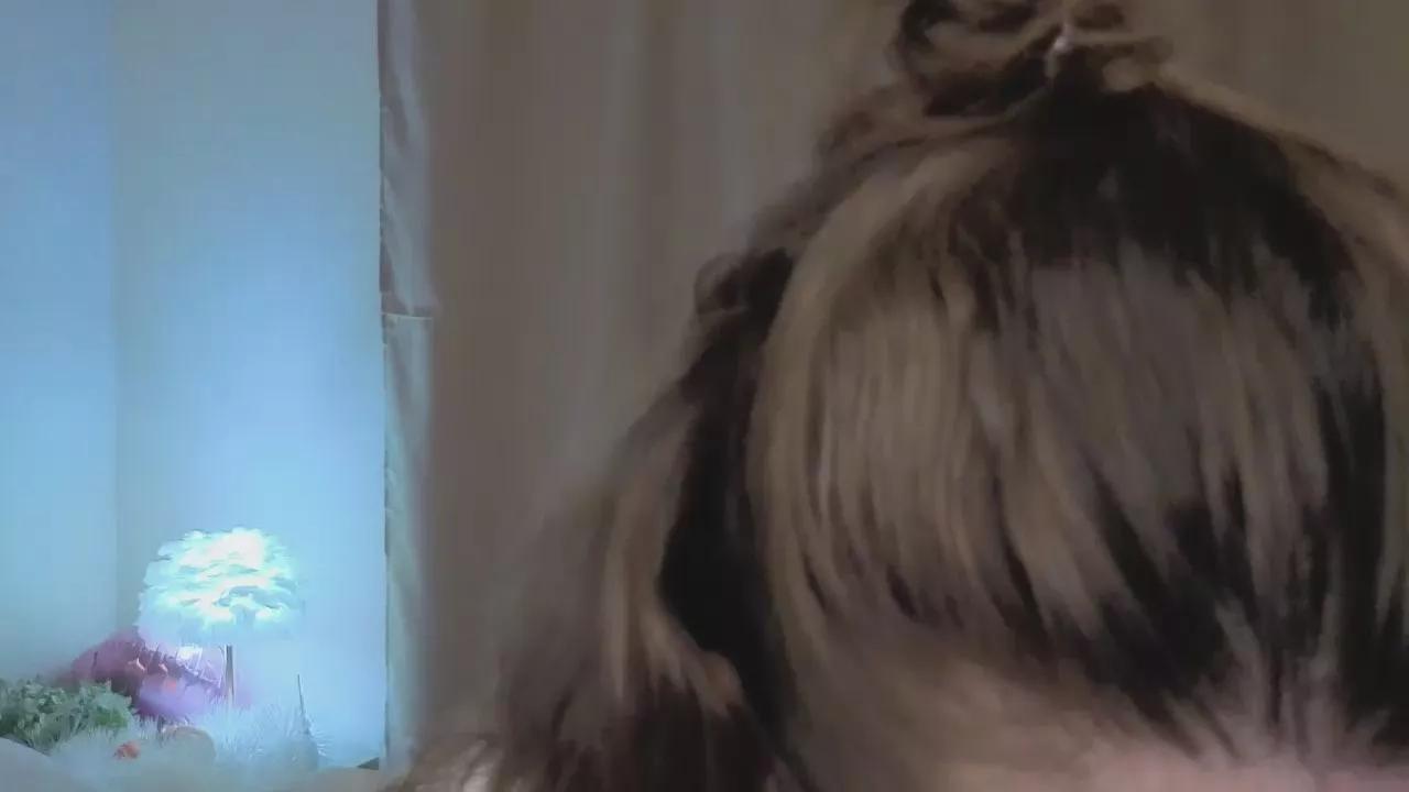 NoreenChing on Cam4 