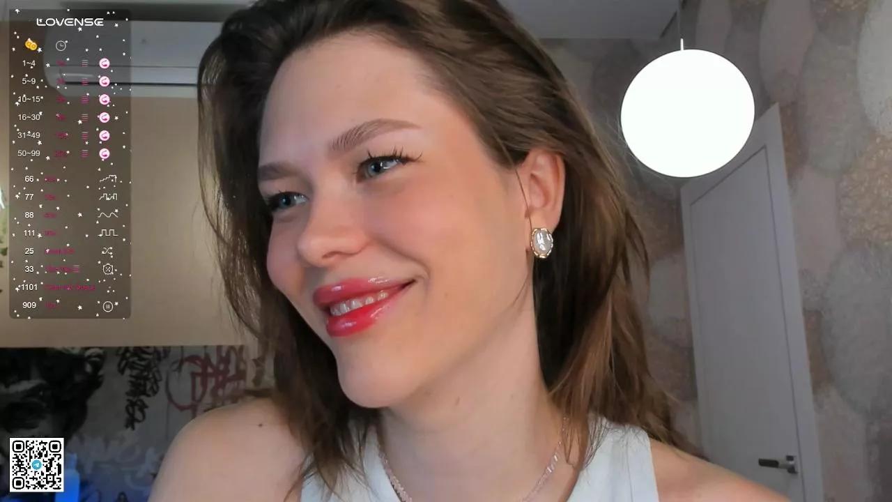 NoreenChing on Cam4 