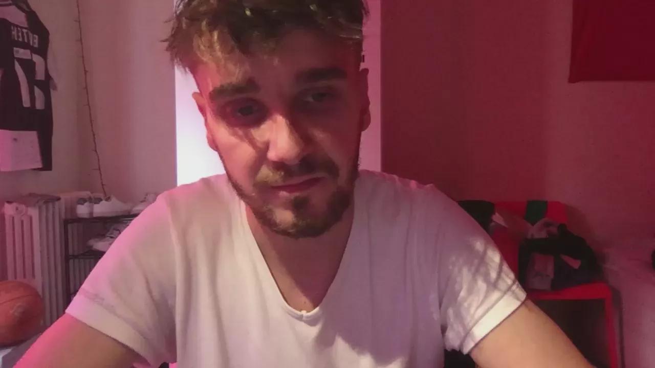 notbadshorty on Cam4 