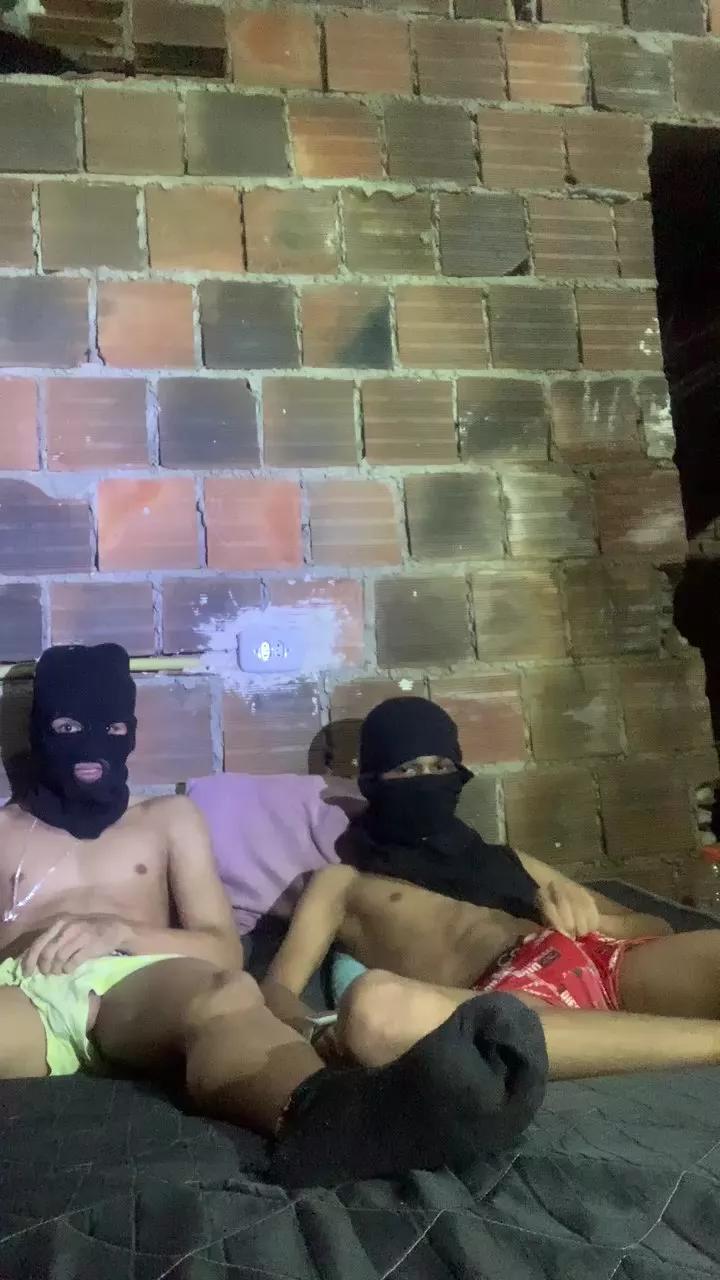 Novinrec81 on Cam4