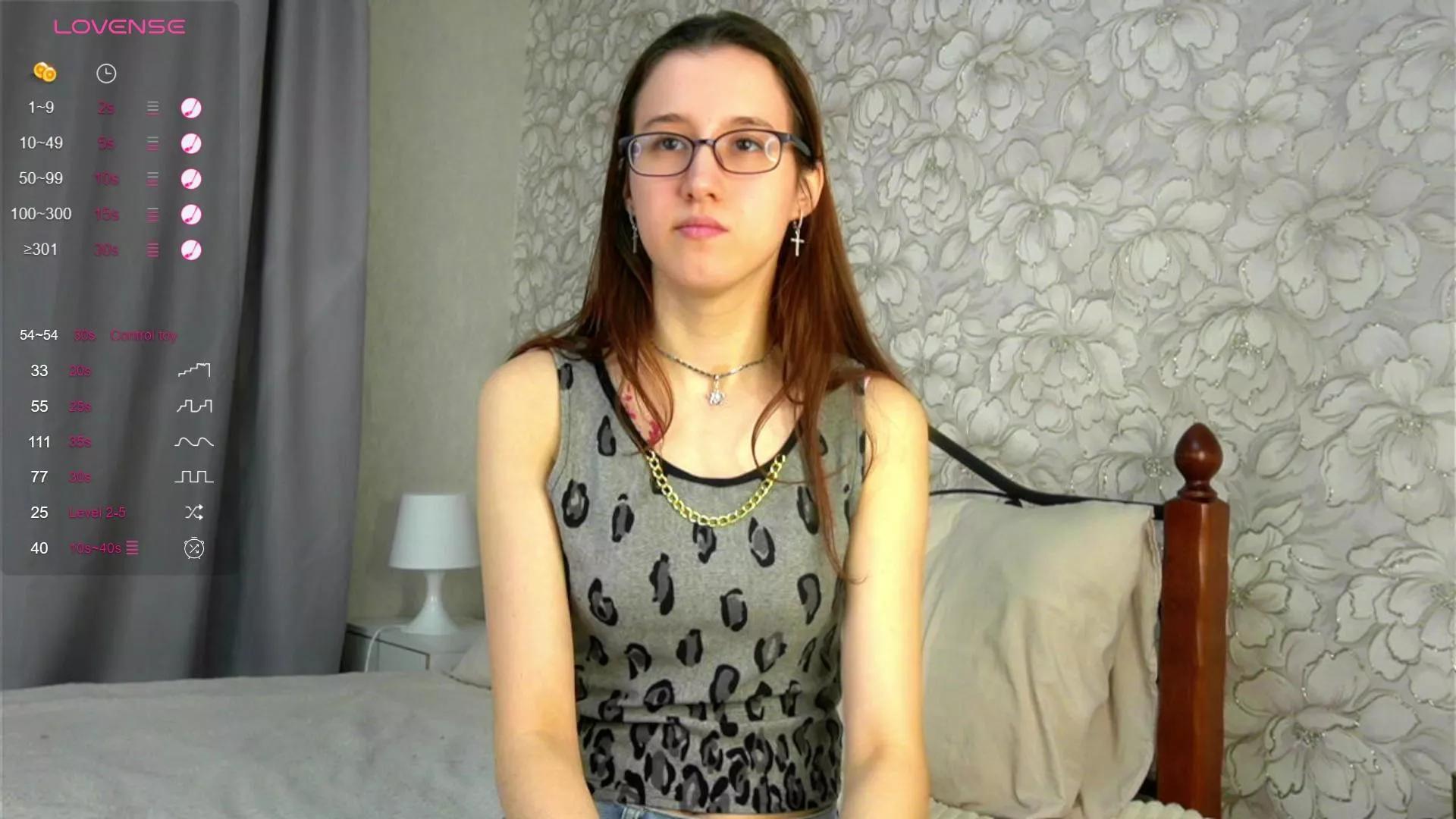 OdetteAxley on Cam4 