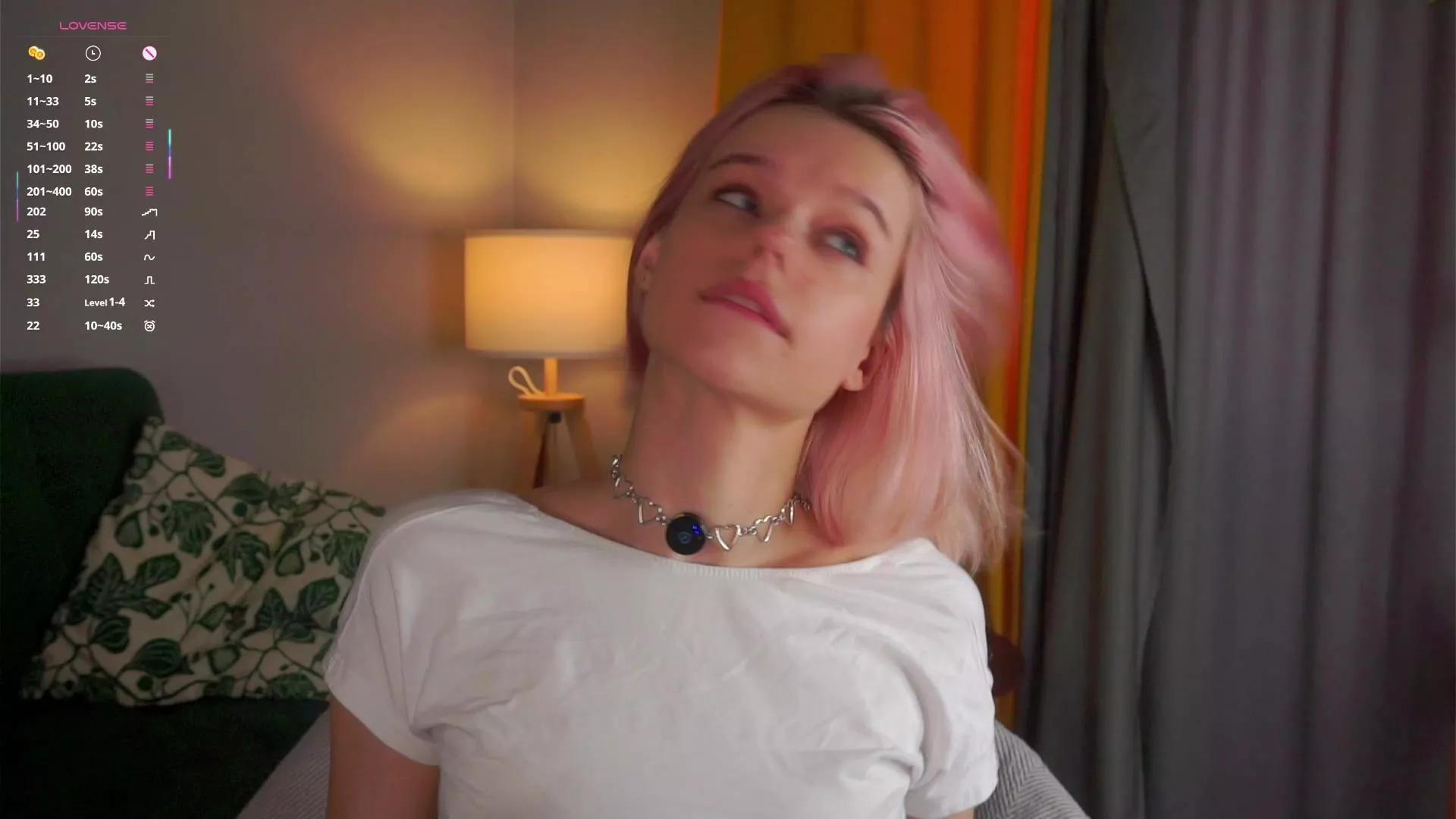 Offline OdetteFarran on Cam4