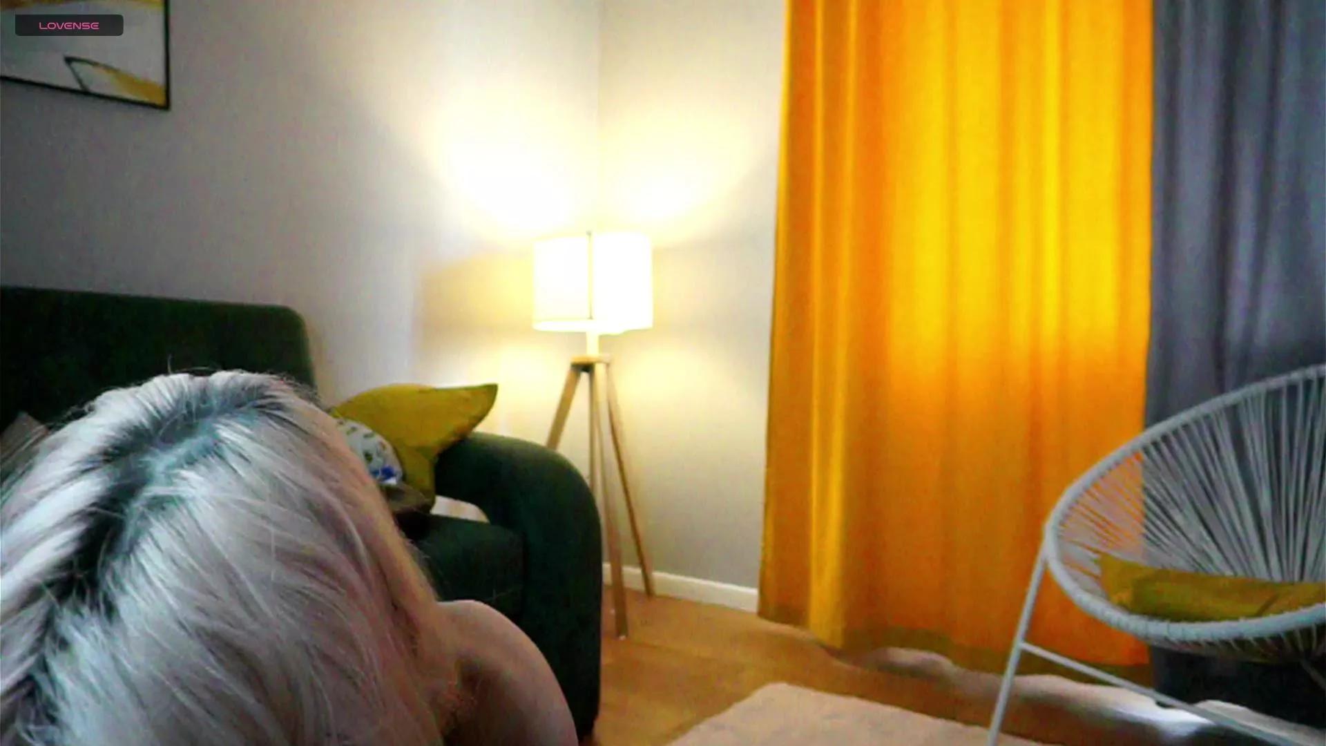 Offline OdetteFarran on Cam4