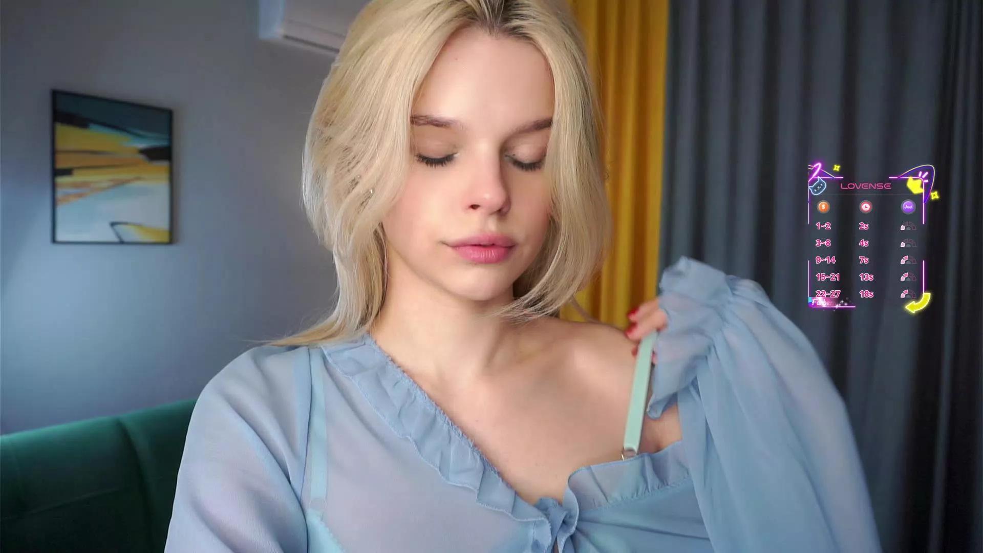 Offline OdetteFarran on Cam4