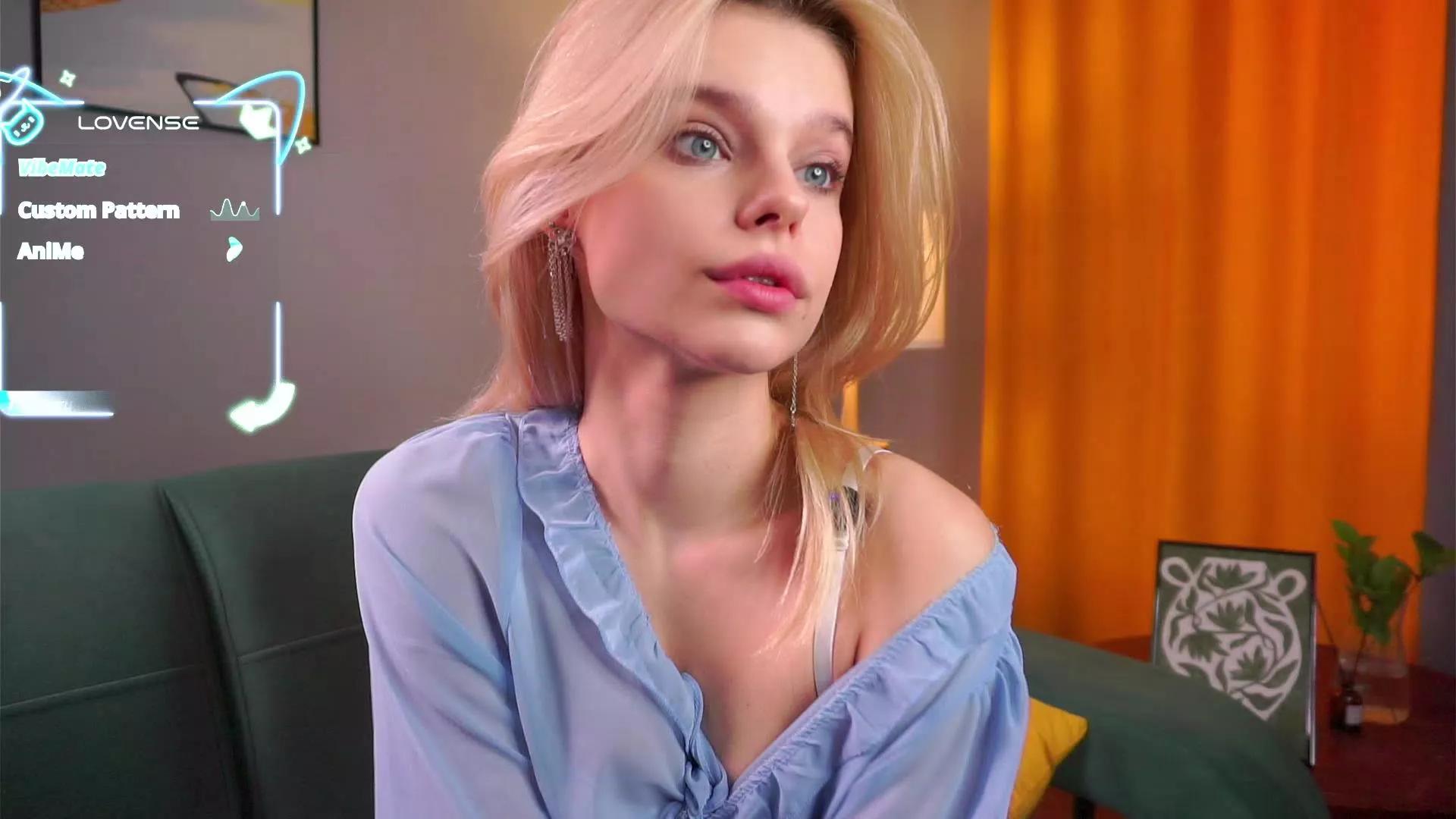 Offline OdetteFarran on Cam4