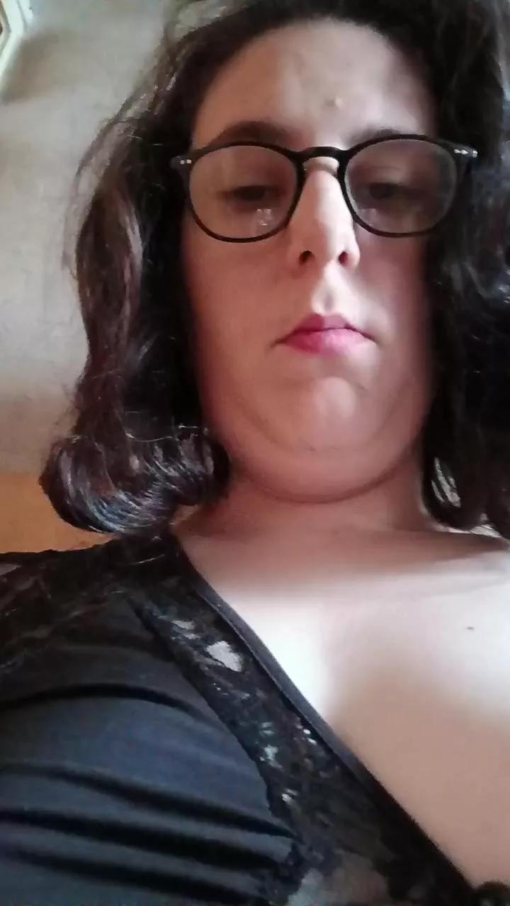 OiseauNoir88 on Cam4 