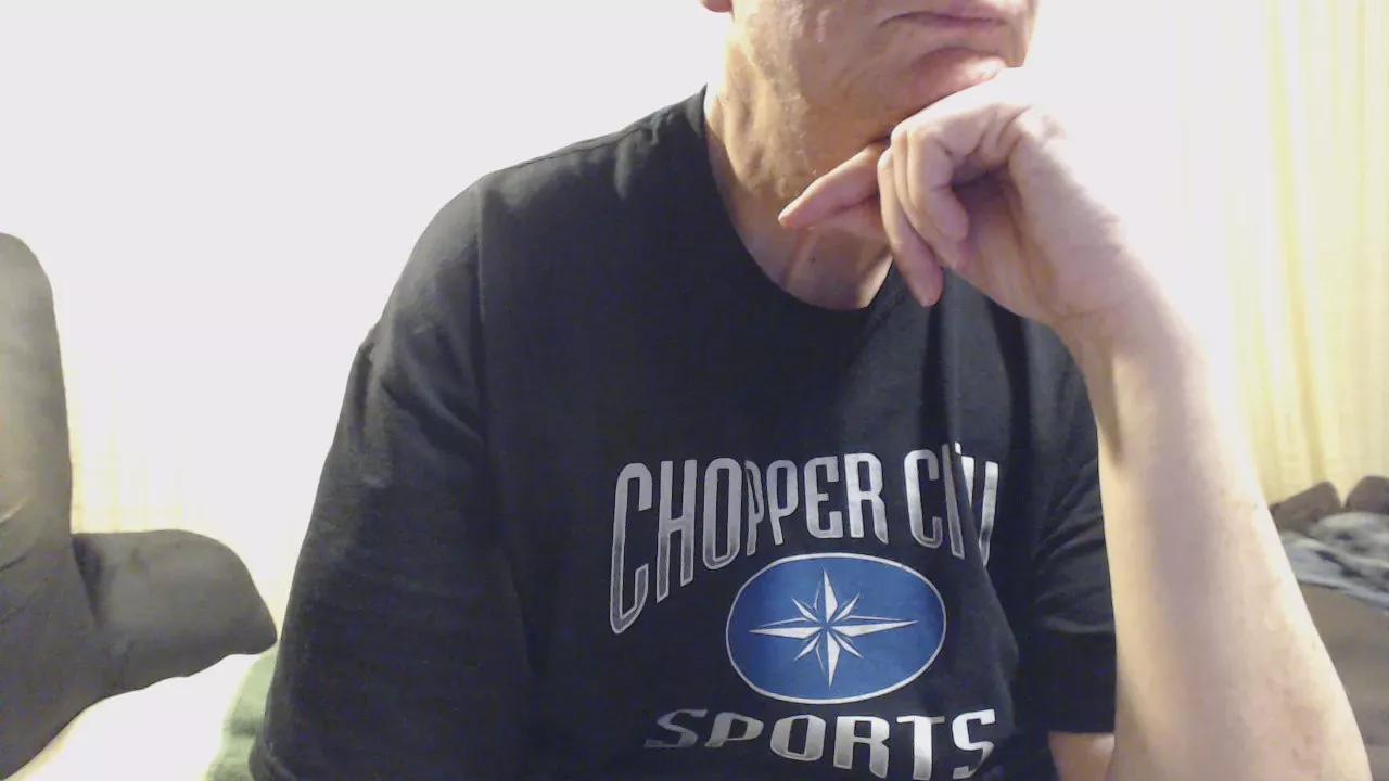 Oldbutwild on Cam4 