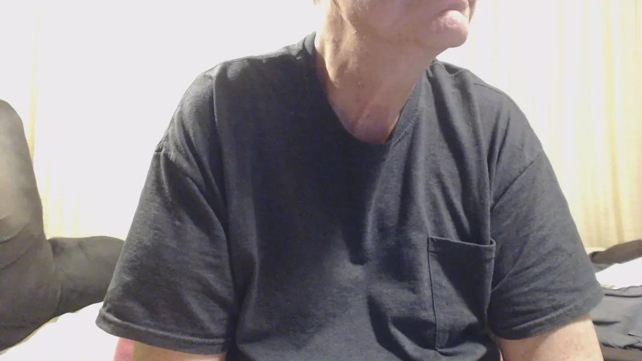 Oldbutwild on Cam4 