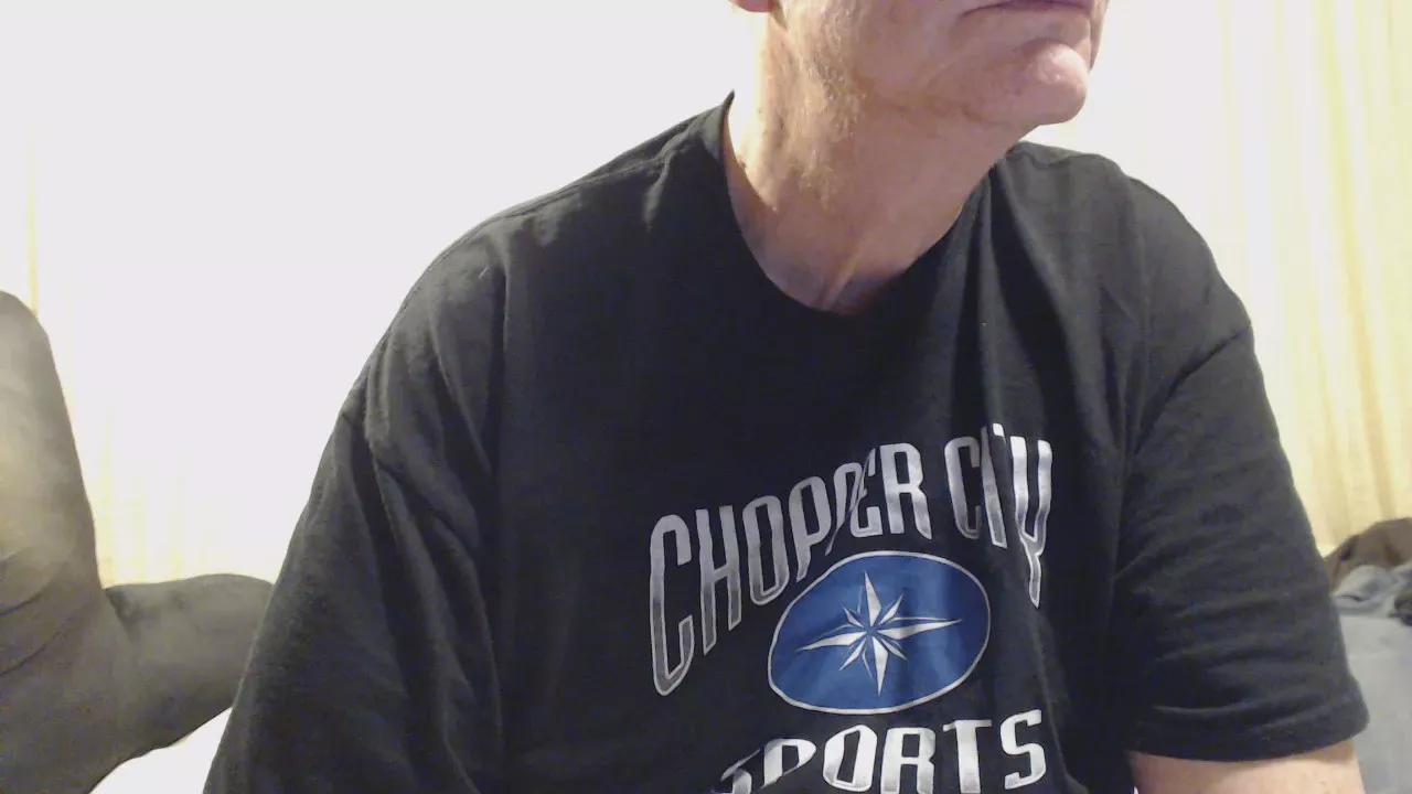 Oldbutwild on Cam4 