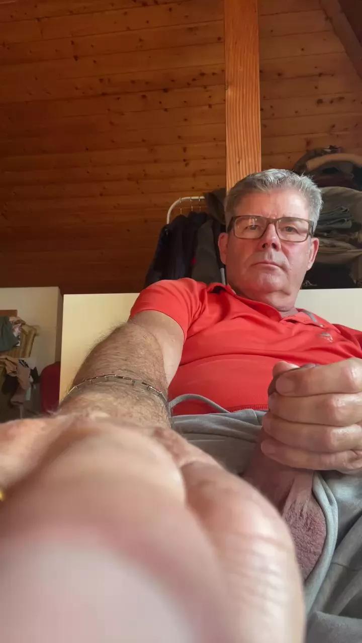 oldiehot1957 on Cam4 