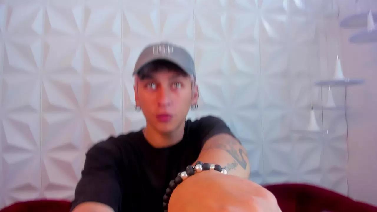 OliverDimarc on Cam4 