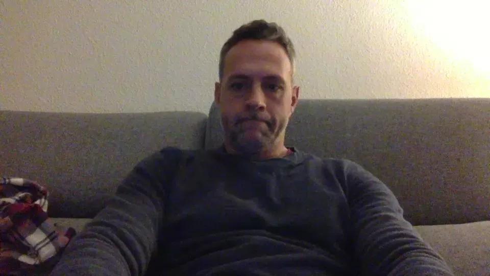 omarbig88 on Cam4 