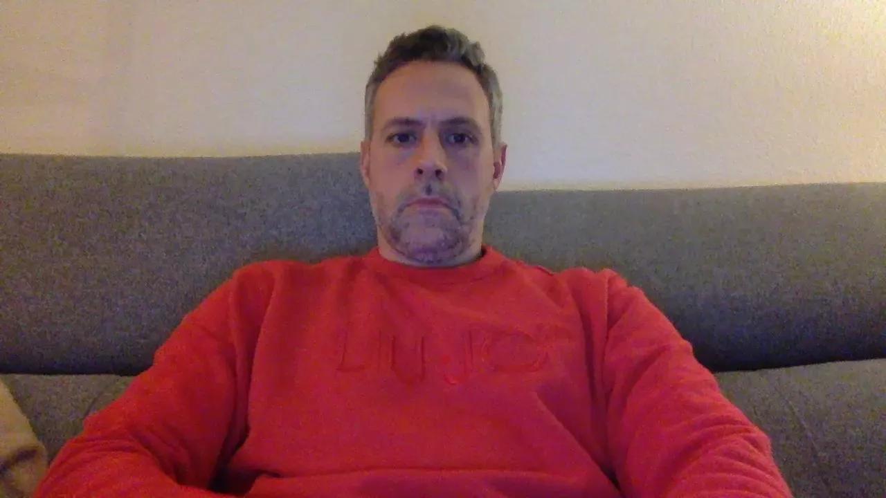 omarbig88 on Cam4 