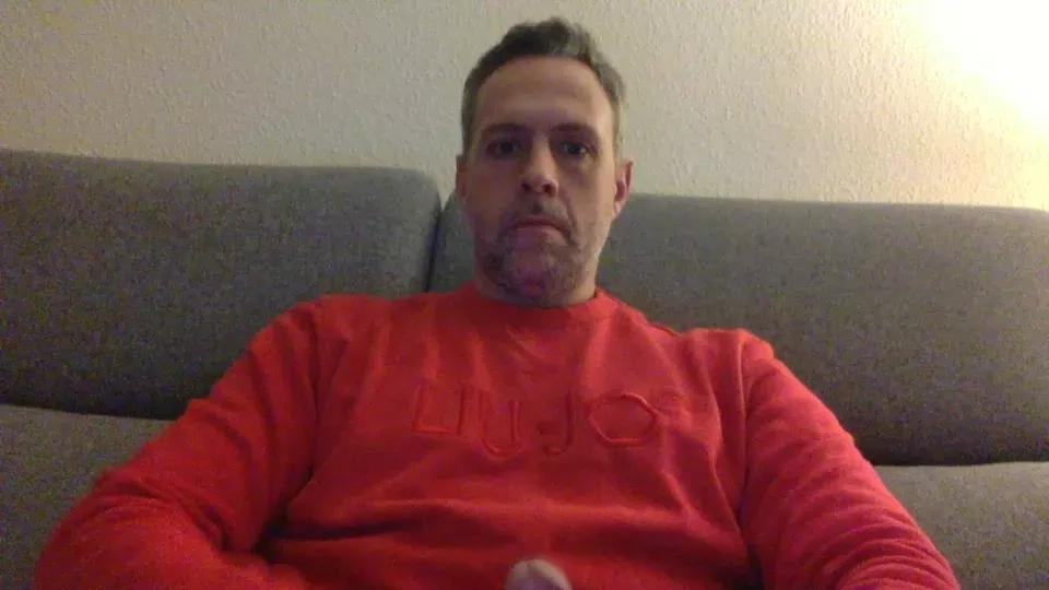 omarbig88 on Cam4 