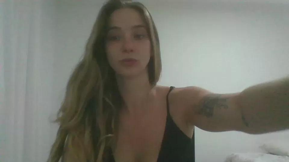 Offline Oxeniki on Cam4