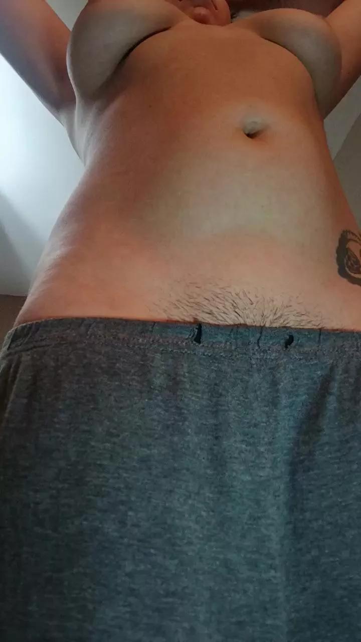 Paintpantiesxxx on Cam4 