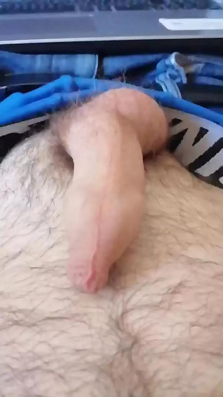 pantpissing on Cam4 