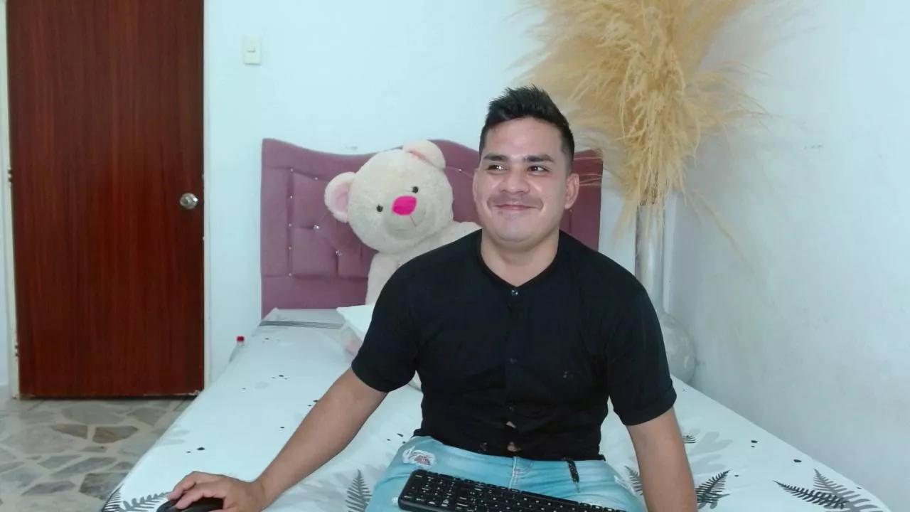 paola_jara18 on Cam4 