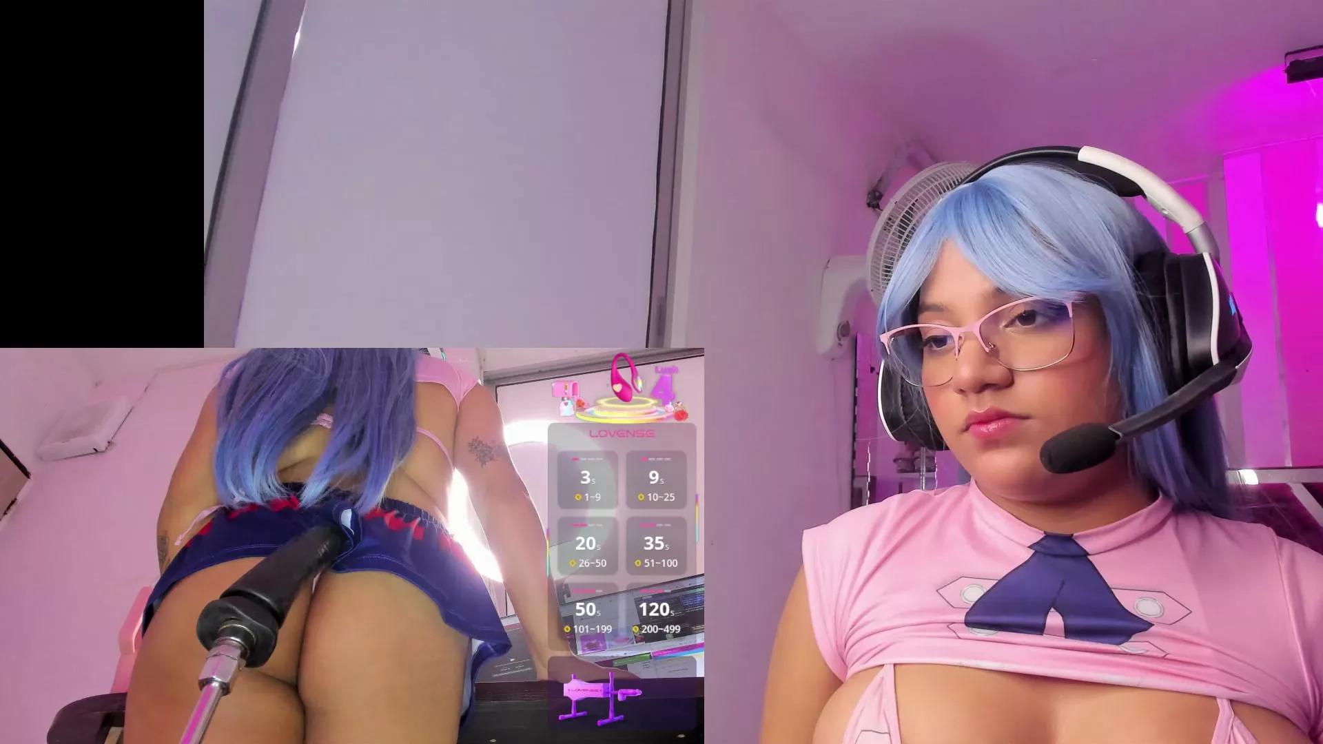 PetiteSofia on Cam4 