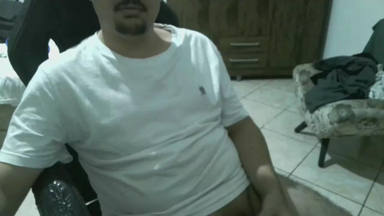 Offline pgkts on Cam4