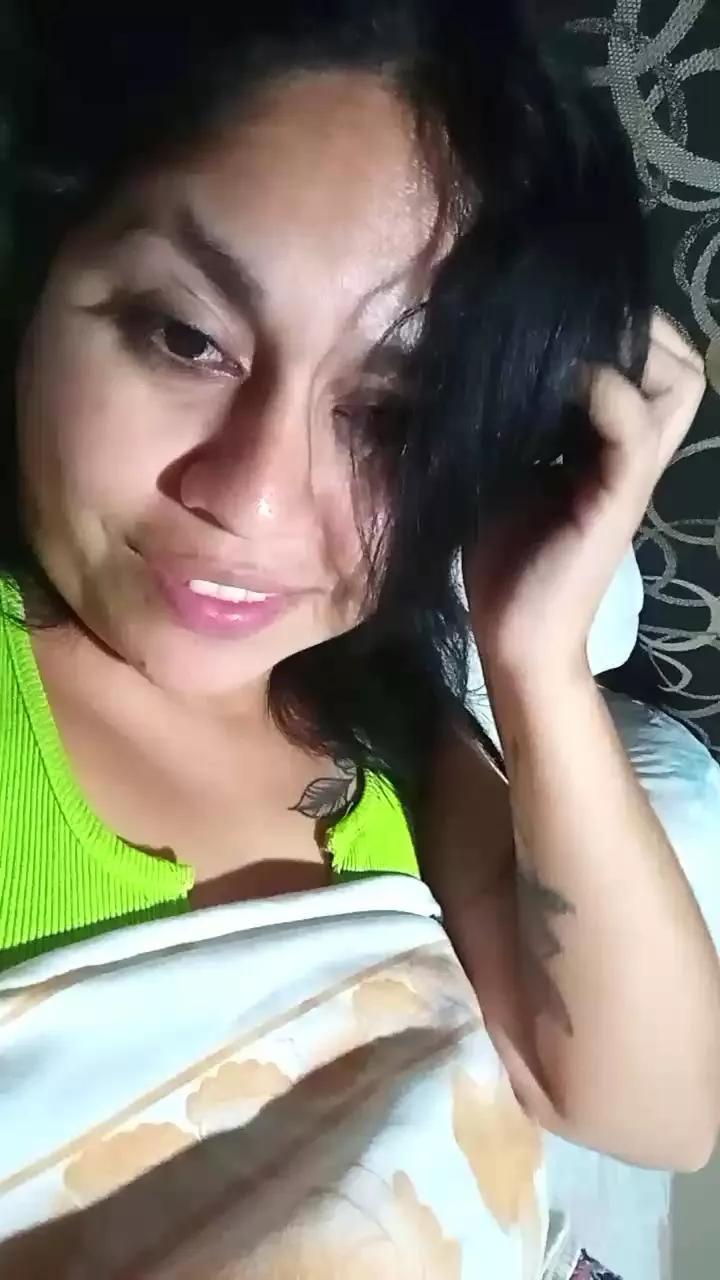 pilar34 on Cam4 