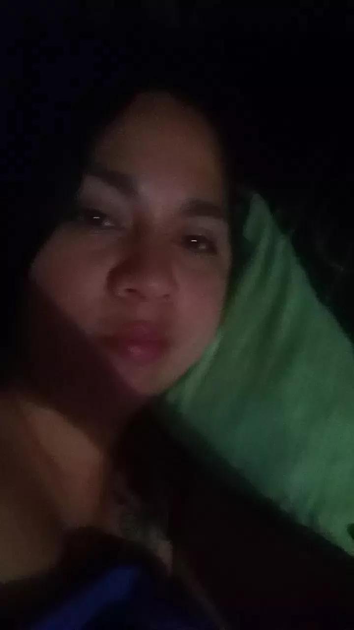 pilar34 on Cam4 