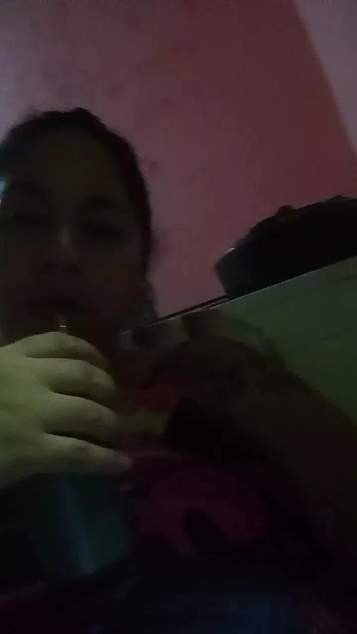 pilar34 on Cam4 