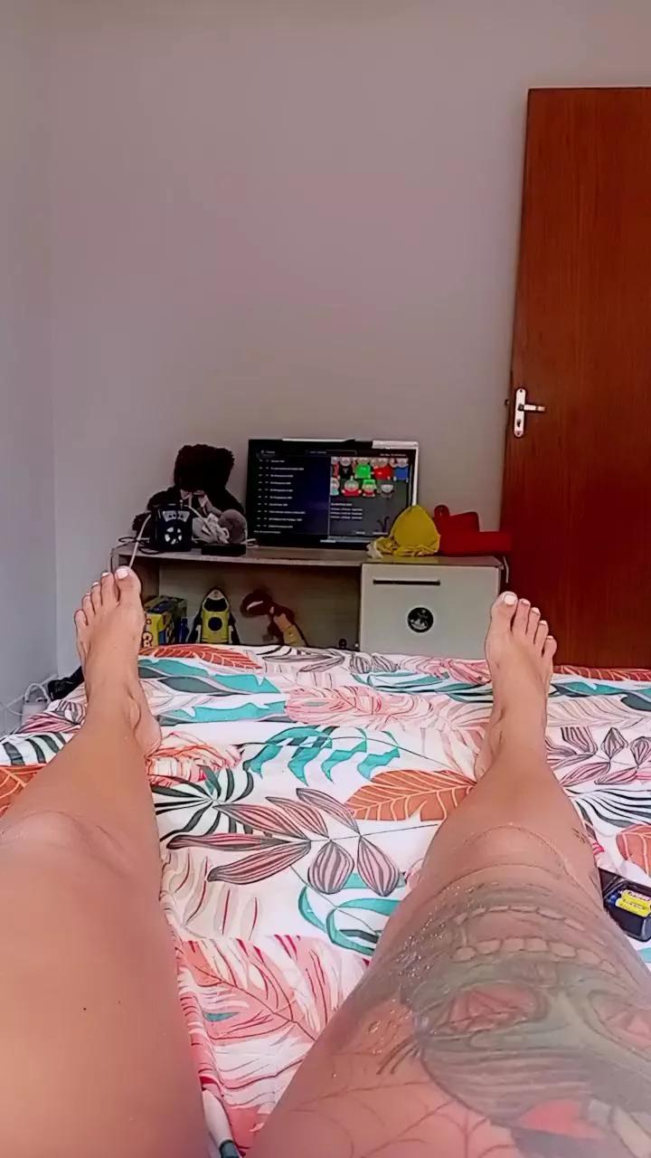 Pimentinha084 on Cam4 