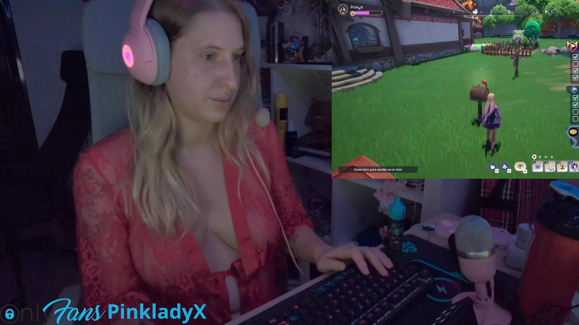 pinkladyx2 on Cam4 