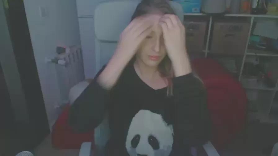 pinkladyx2 on Cam4 