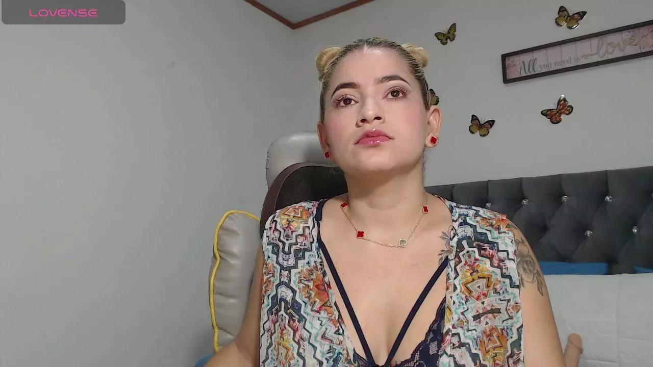 pinkvalentina on Cam4 