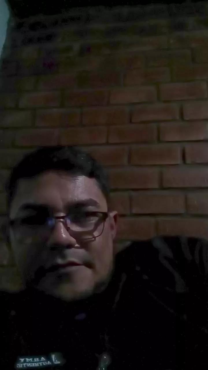 Pirulox0885 on Cam4
