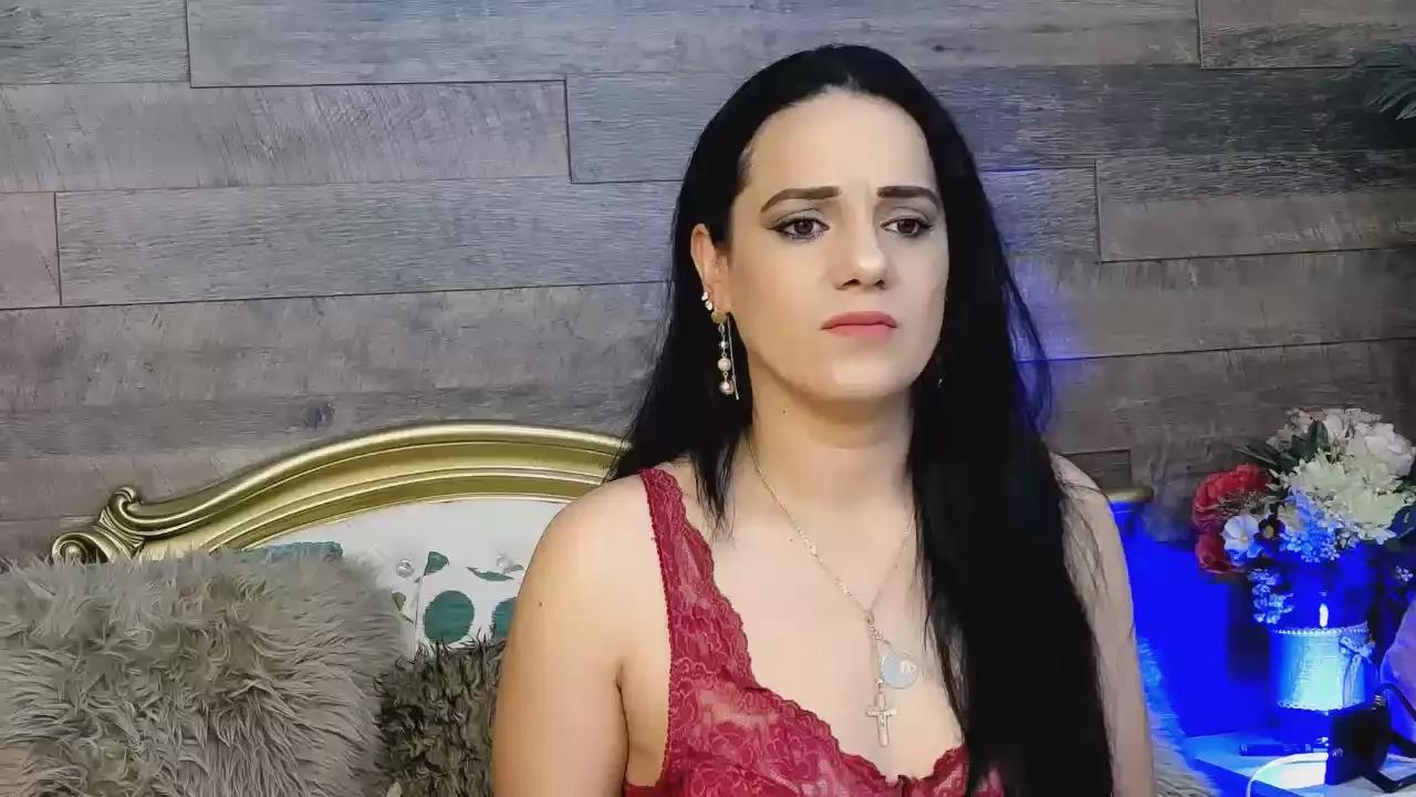 PlayfulSamy on Cam4 