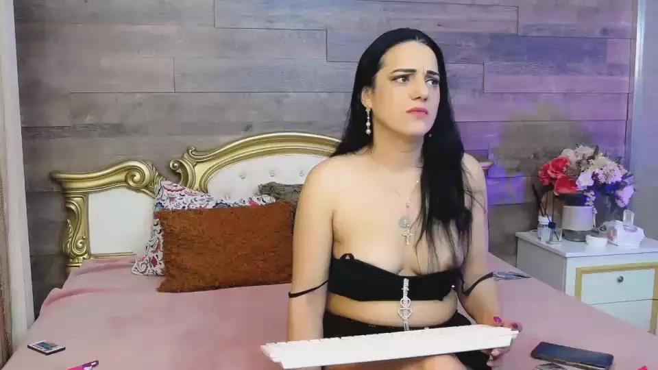 PlayfulSamy on Cam4 
