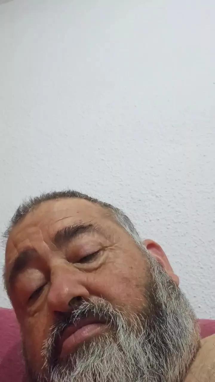 Polla_calientes on Cam4 
